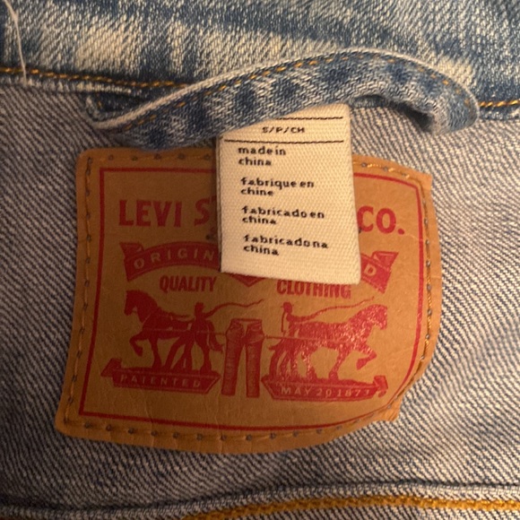 Levi’s jacket - Picture 3 of 3